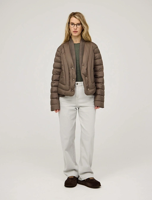 Коричневая стеганая куртка